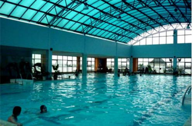 Bể bơi dành cho bé mầm non vui chơi ngày hè