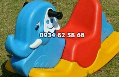 Đồ chơi vận động giúp trẻ phát triển cơ thể và cảm xúc