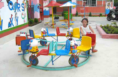 Đồ chơi ngoài trời những thiết bị thiết yếu đối với trường mầm non