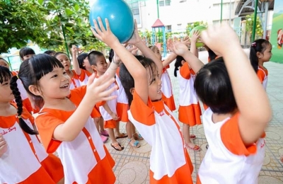 Một số trờ chơi đơn giản ở nhà trẻ mầm non