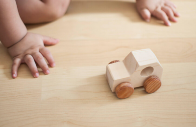  Lợi ích của đồ chơi gỗ cho sự phát triển của trẻ