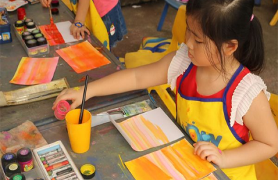 Đồ dùng trang trí trường mầm non cho bé