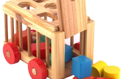 Đồ chơi xếp hình bằng gỗ