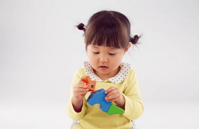 Đồ chơi xếp hình nam châm