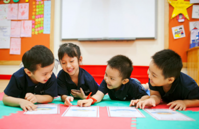 khẩu hiệu hay cho các trường mầm non