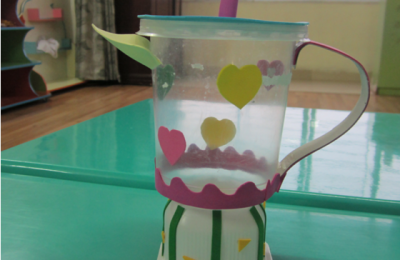 Đồ chơi tự tạo góc nấu ăn