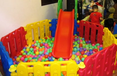 Cách chọn nhà bóng cầu trượt cho bé