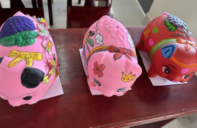 Cách tô màu tượng heo đất đẹp dành cho bé mầm non