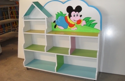 Tủ kệ mầm non giá rẻ cho bé